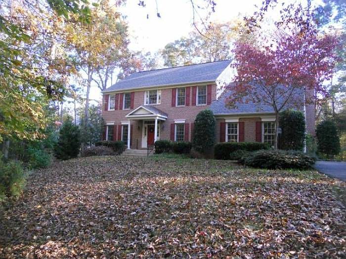 4BR, 2.5BA, 3 levels