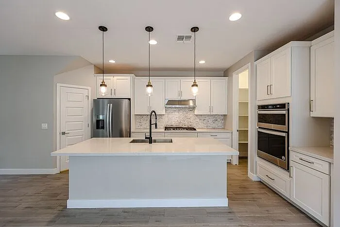 2044 W Trotter Trl — Photo 4