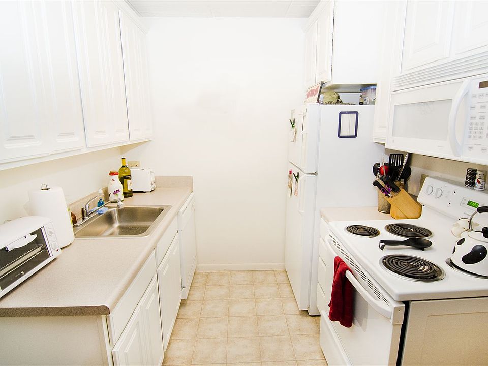 Woodmere Apartment Rentals East Lansing, MI Zillow