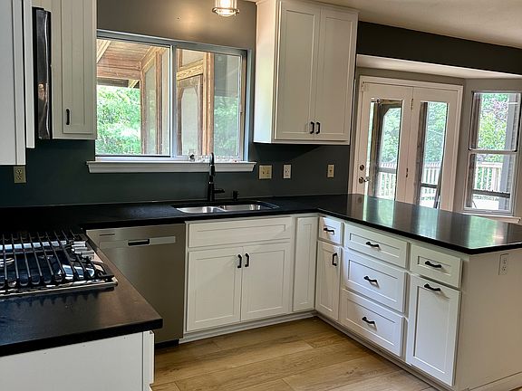 Newly renovated kitchen