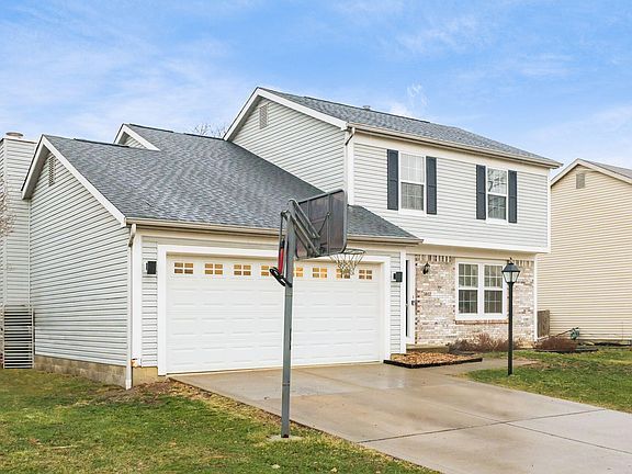 3rd image of 3802 Pleasantbrook Dr