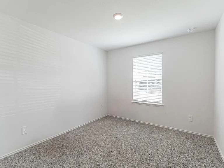 4318 Freya Pointe Dr — Photo 18