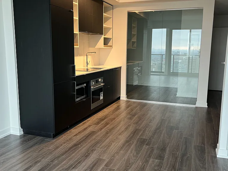 20 Edward St #2612 — Photo 8