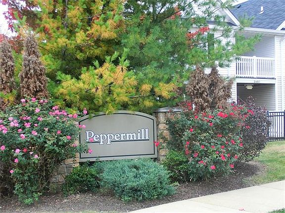 2nd image of 2470 Lampong Dr APT 100C