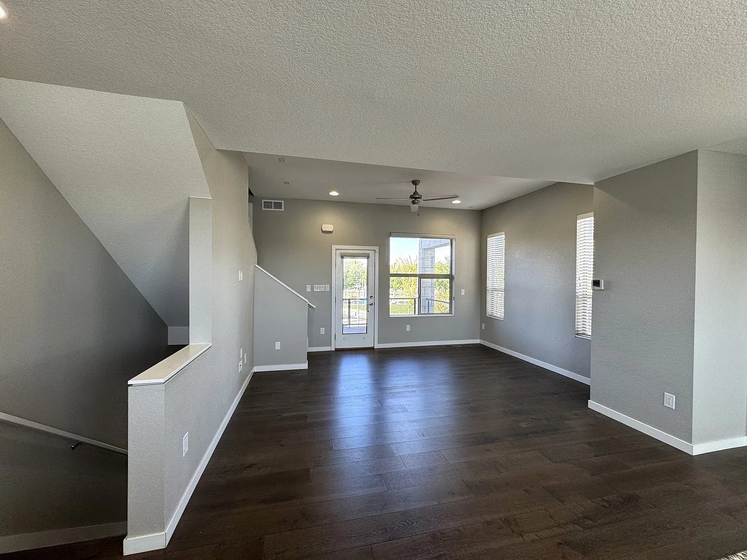 4920 Valentia Street - 1 — Photo 3