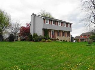 123 Yellowstone Dr, Latrobe, PA 15650