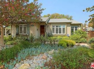 6629 De Celis Pl, Van Nuys, CA 91406