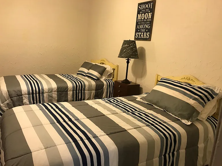 638 Monmouth St #2 — Photo 7