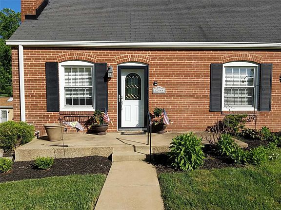 3rd image of 12488 Worthington Dr