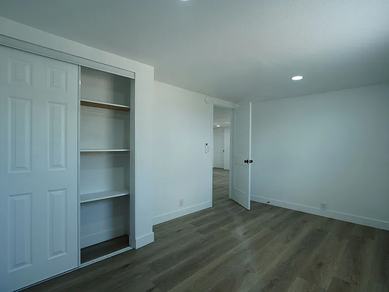 1006 Beverly Rd — Photo 8
