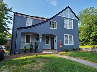 174 W Poplar St, Mount Airy, NC 27030