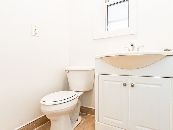 5th image of 248 Stockholm St #1O