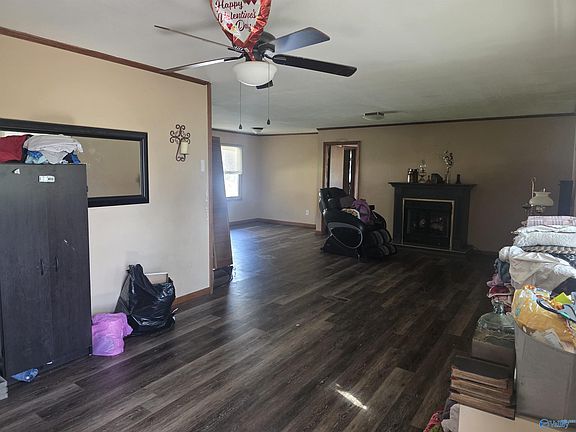 3rd image of 4376 Jeff Rd