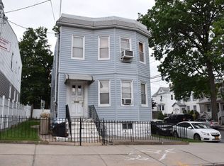 13-02 124th St, College Point, NY 11356