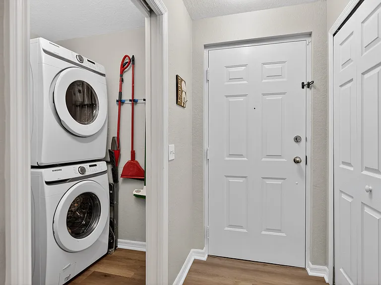 12505 McGregor Blvd #113 — Photo 21
