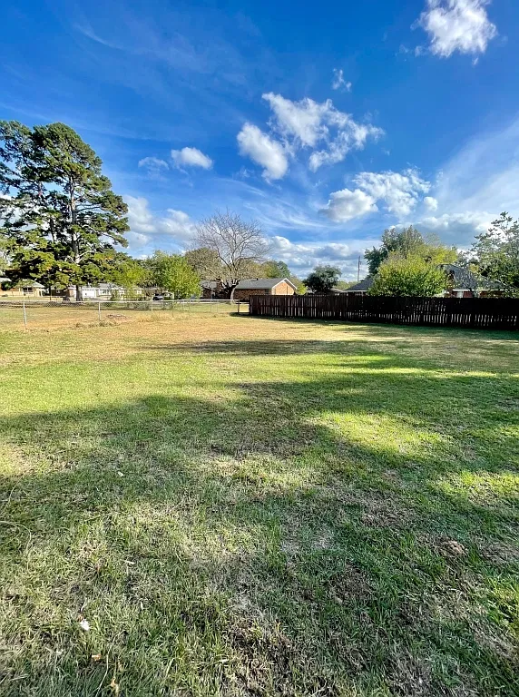 2 bed, 806 sqft, $1,095 — Photo 2