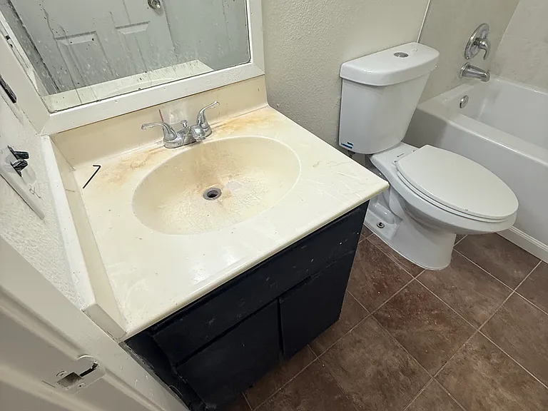 1716 Cordoba Ln #B — Photo 6