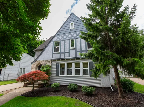 1412 E South St, South Bend, IN 46615
