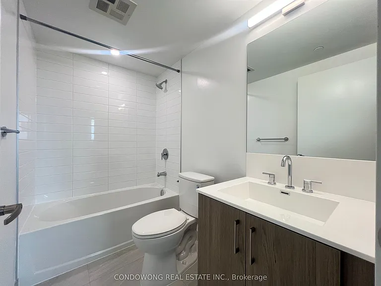 4010 Eglinton Ave W #1002 — Photo 7