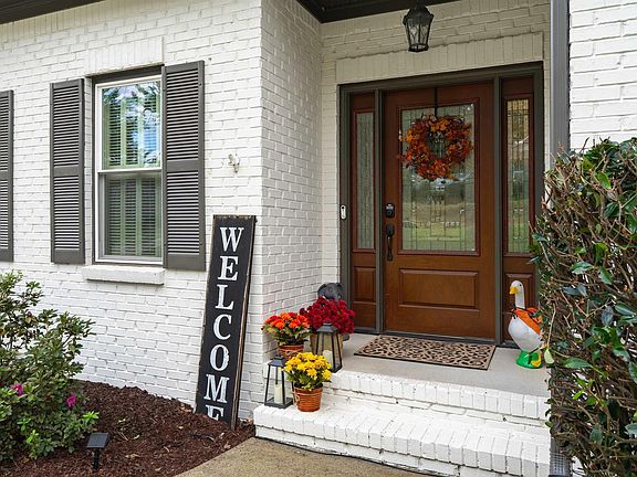 4th image of 3633 Havenhill Dr