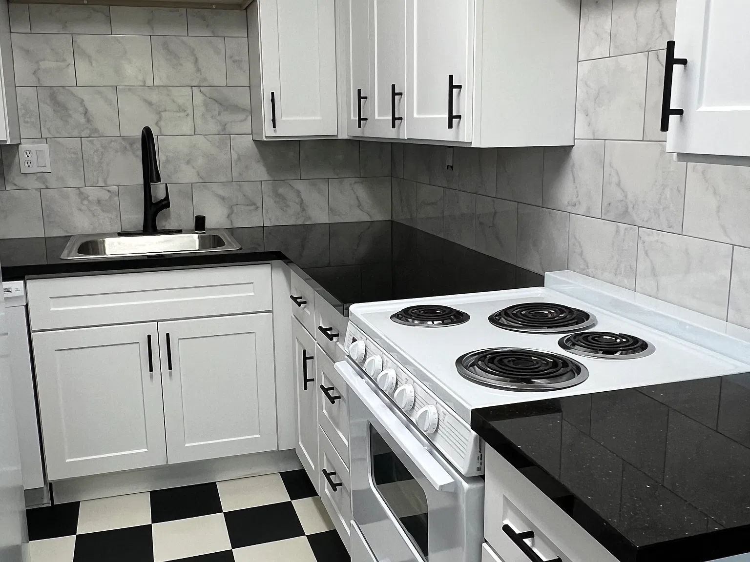 1 bed, 600 sqft, $1,550 — Photo 1
