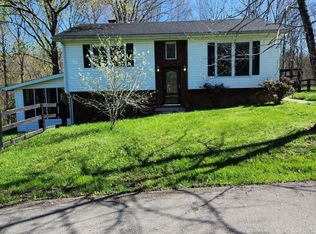 90 Yellow Pine Rd, Clay City, KY 40312