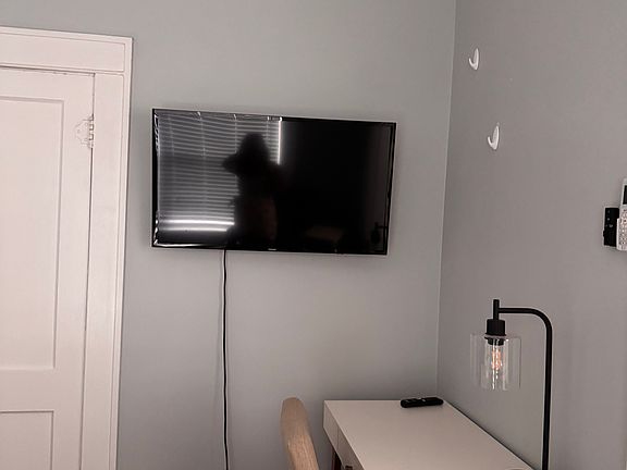 2nd image of 147 8th Ave N APT 1