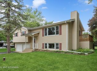 2301 Morcambe Bay Dr, New Lenox, IL 60451
