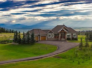 260169 E Mountain Ridge Pl, Rocky View County, AB T4C 2Y1