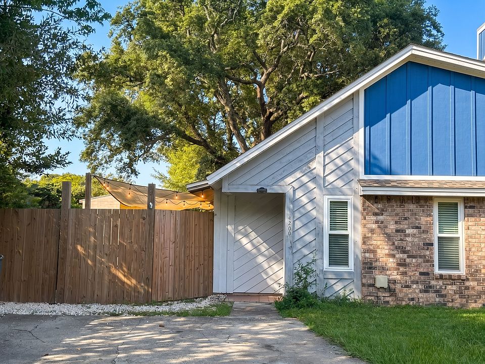 1st image of 4200 Baywoods Dr