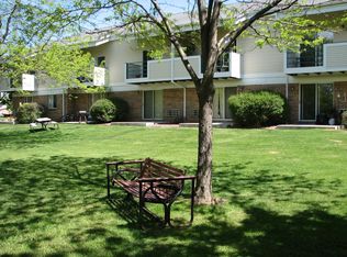 335 Olson Ct APT 204, Stoughton, WI 53589