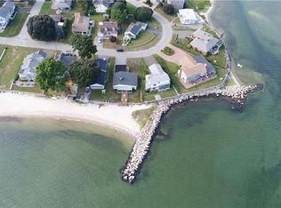 38 Windward Way, Waterford, CT 06385