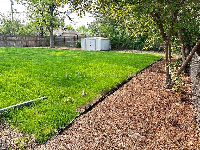 3092 W Layton Ave — Photo 35