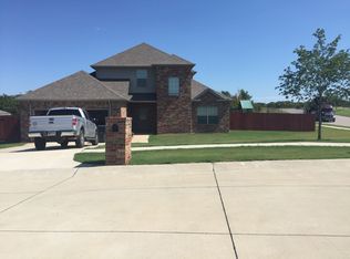 302 Briar Ct, Ardmore, OK 73401