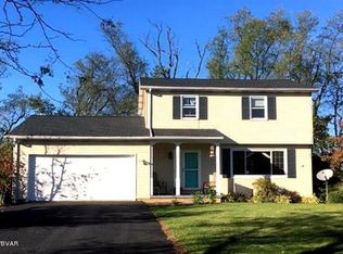 308 Fairmont Dr, Watsontown, PA 17777