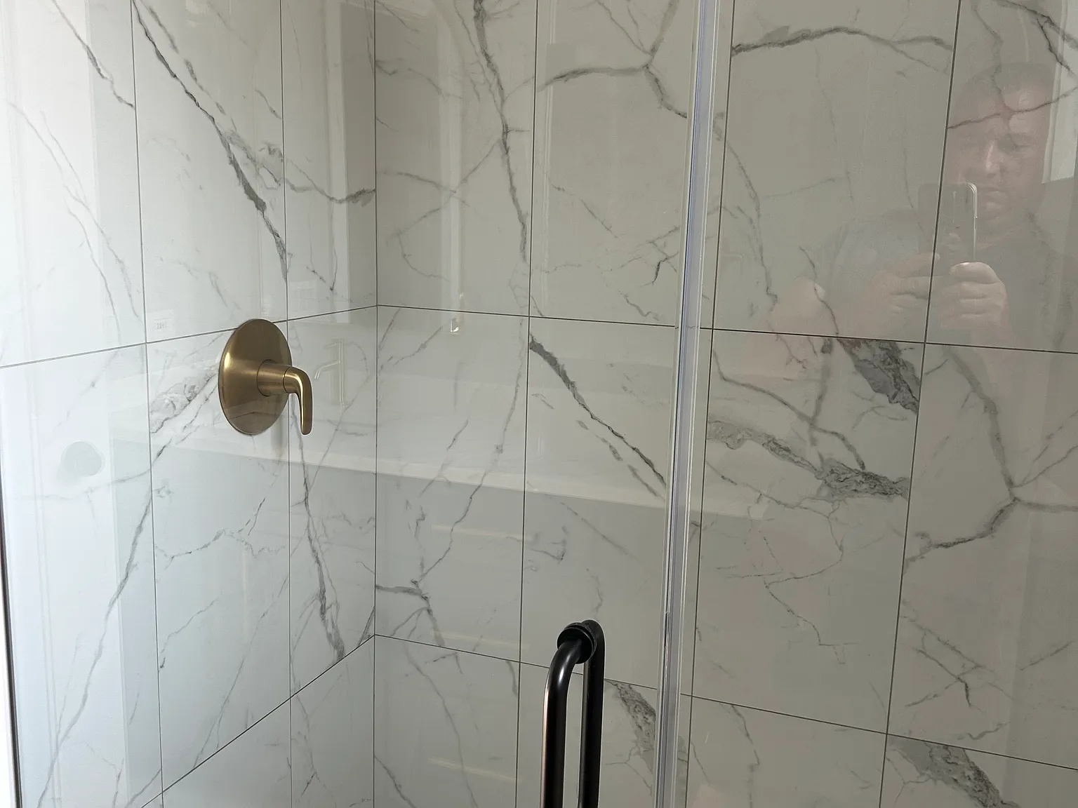 3 bed, 1200 sqft, $2,400 — Photo 3