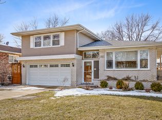 5302 S Catherine Ave, Countryside, IL