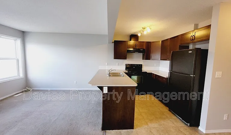 18004 89th St NW #17 — Photo 4