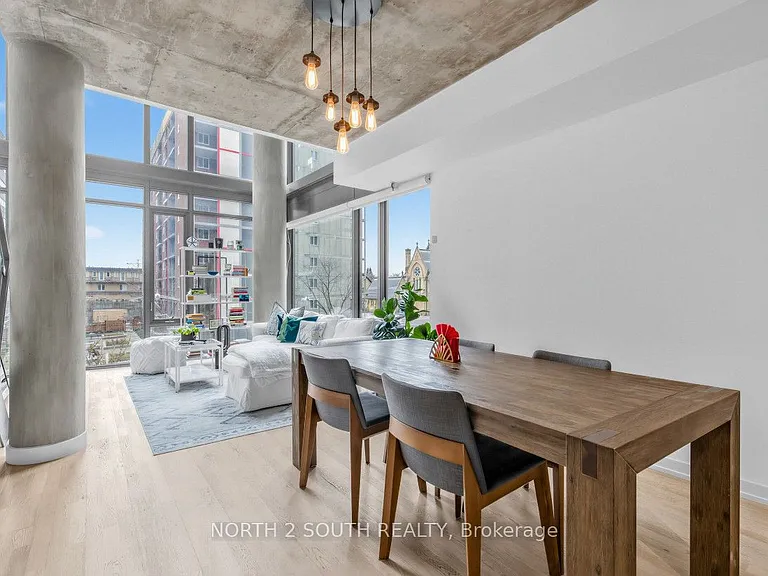 95 Bathurst St #225 — Photo 7