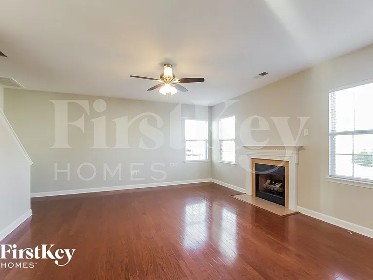 4019 Linville Falls Ln — Photo 4