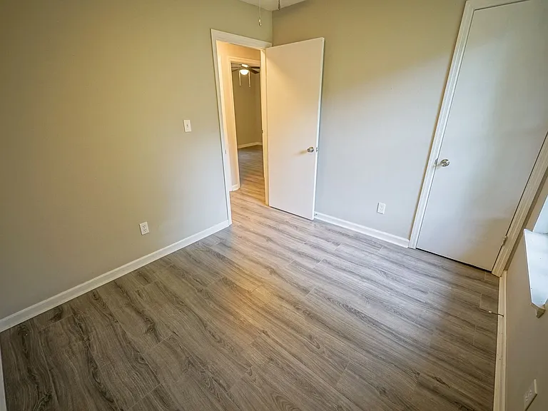 8407 Lenova Ln — Photo 19