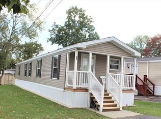 16 Bivona Ln, New Windsor, NY 12553