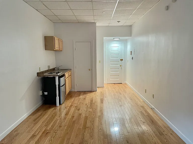 854 Beacon St #2 — Photo 2