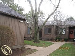 1st image of 6 Eastbury Ct