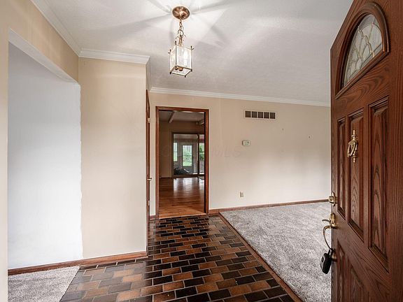 5th image of 2434 Carriage Rd