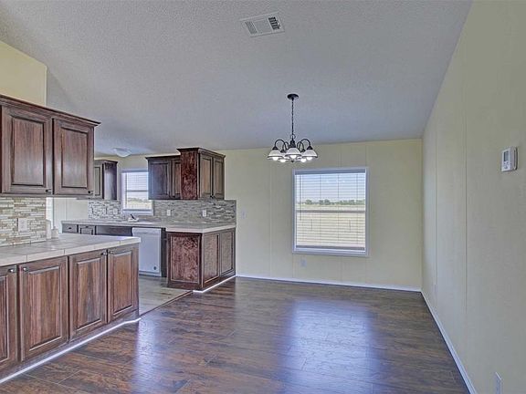 3rd image of 10433 County Road 418