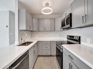 625 NW 10th Ct, Hallandale Beach, FL 33009