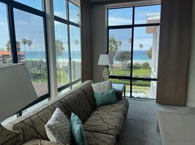 8263 Camino Del Oro