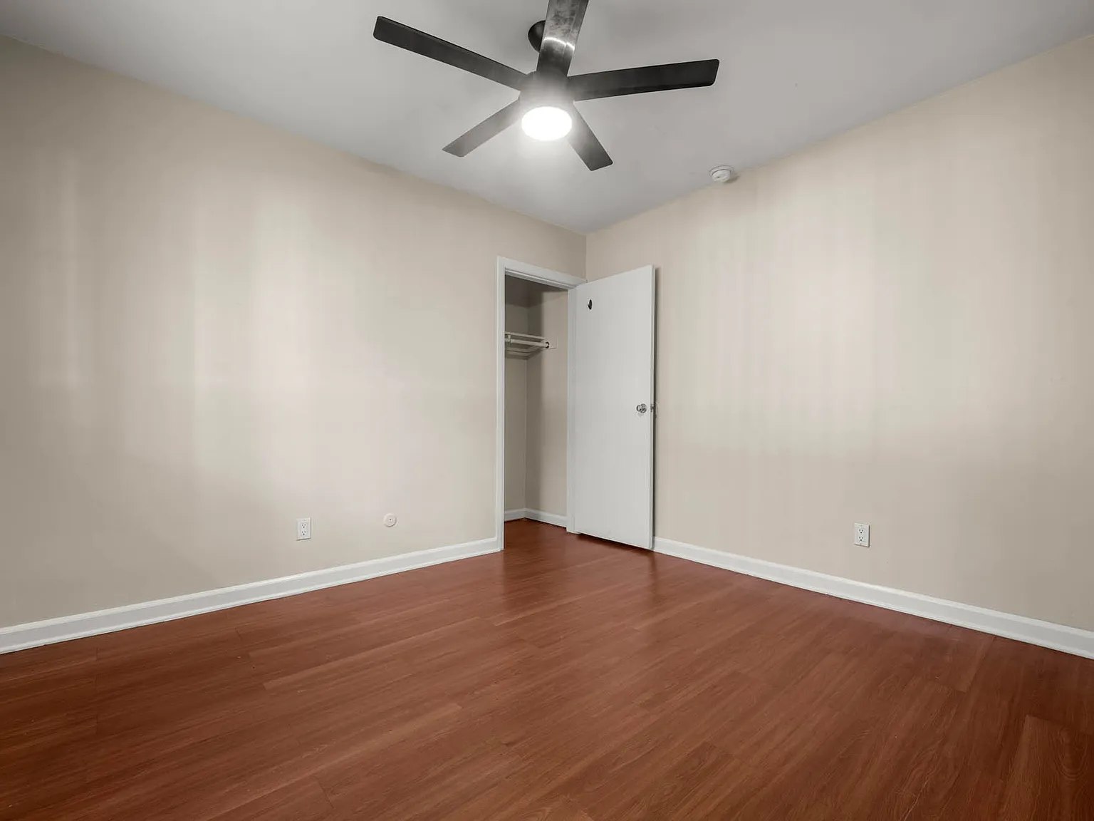 2356 Portland St — Photo 2
