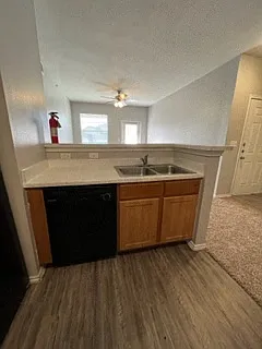 Palo Alto Apartment Homes — Photo 6